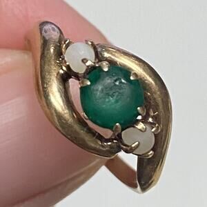 Vintage Round Emerald Seed Pearl 10K Gold Ring Sz 5.5